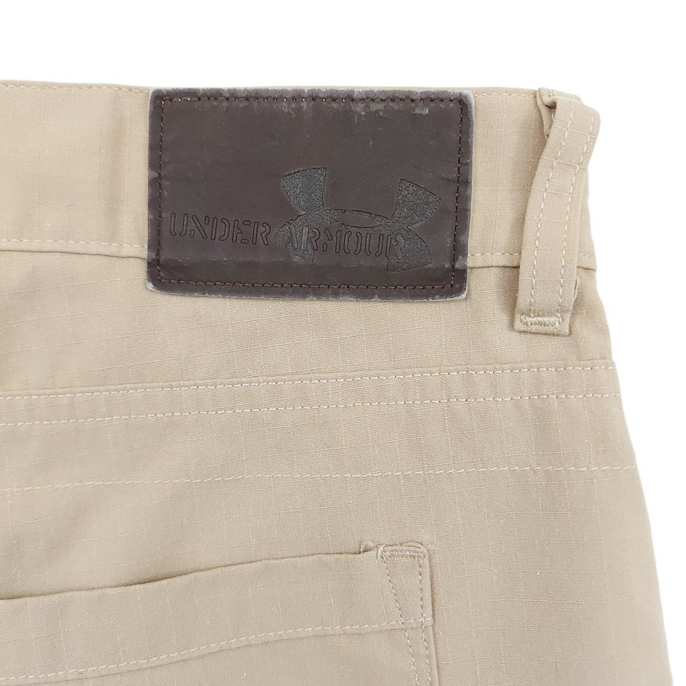 Under Armour Shorts Mens 40 Beige Performance Flat Front Casual Golf Outdoor - Picture 9 of 10
